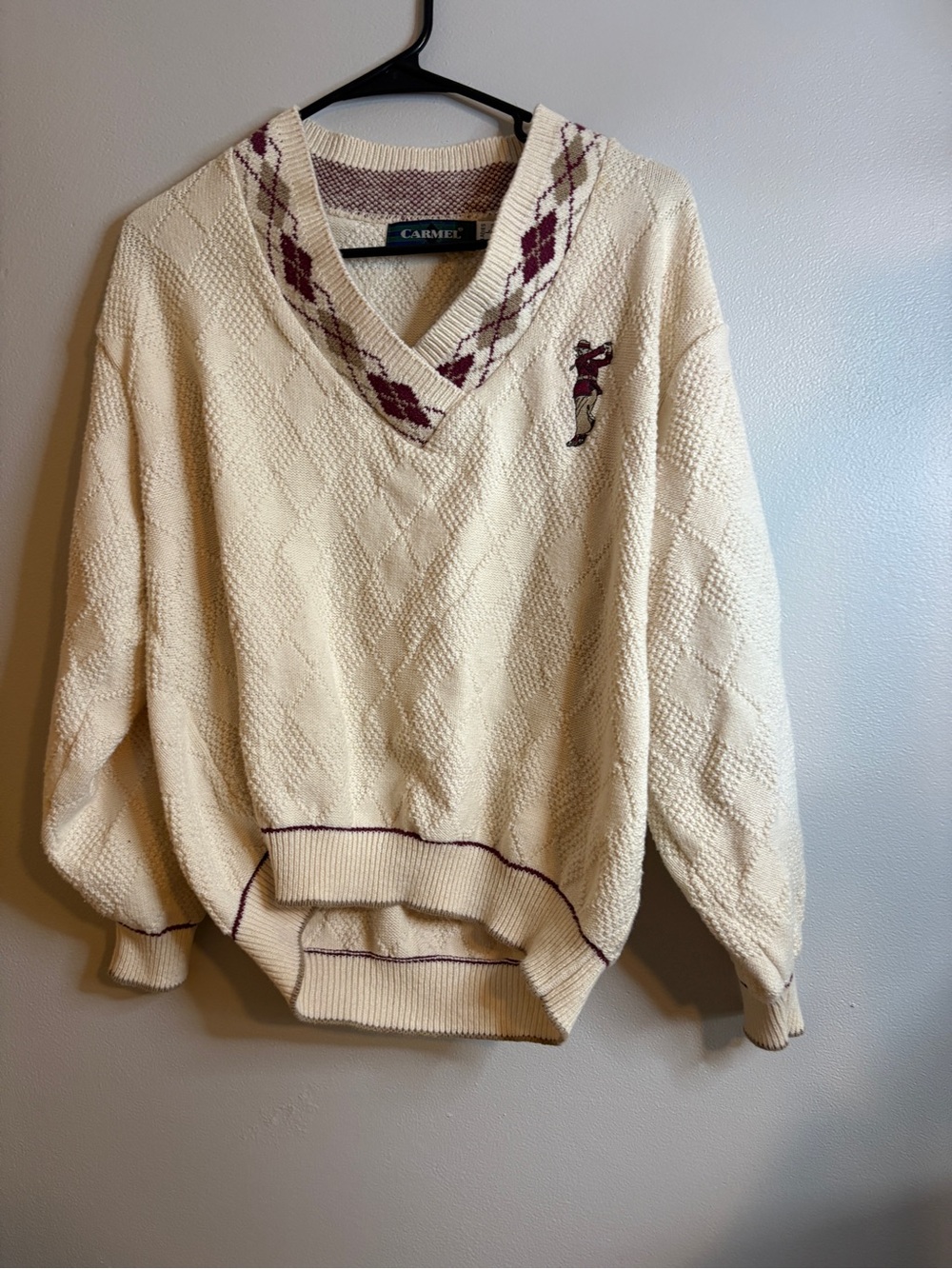 Vintage Caramel Ladies Cream V-Neck Golf Sweater with Maroon Accents